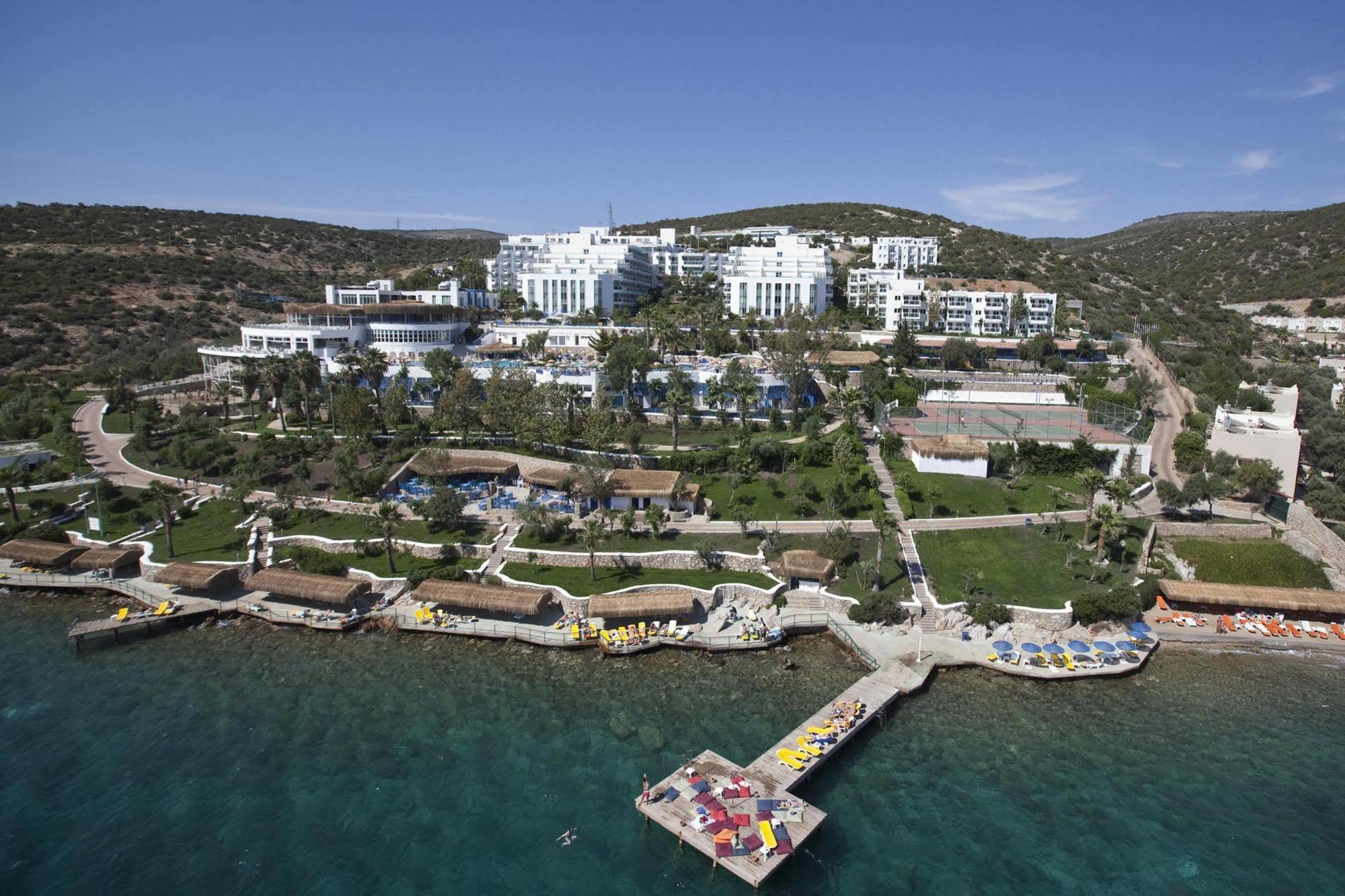 Bodrum Holiday Resort & Spa Exterior photo